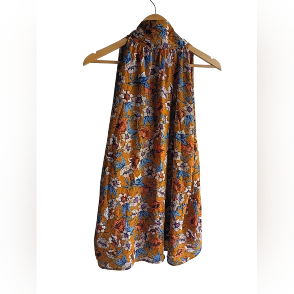 Umgee Floral Tie Up Top Size Small - Picture 2 of 4